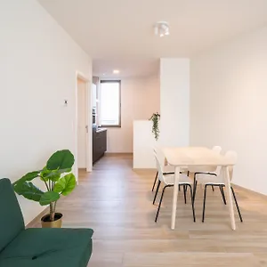  Apartment Opera Square In Centre
